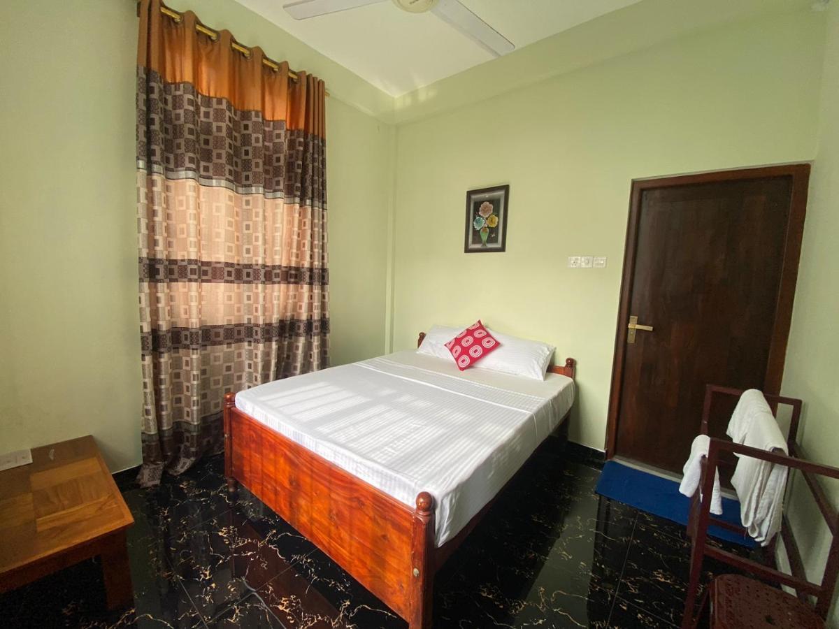 גאלה Nirosha Guest House מראה חיצוני תמונה