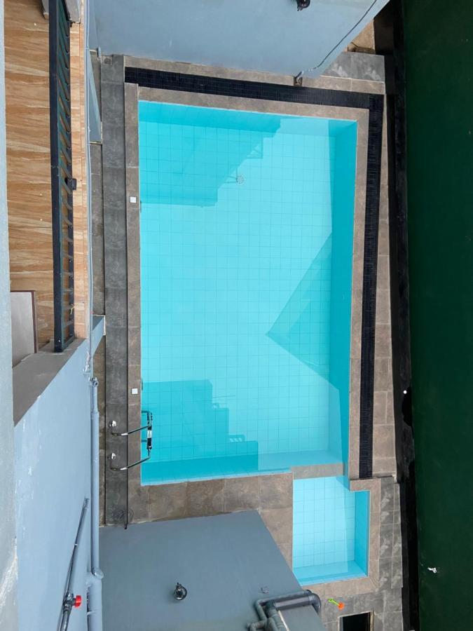 גאלה Nirosha Guest House מראה חיצוני תמונה