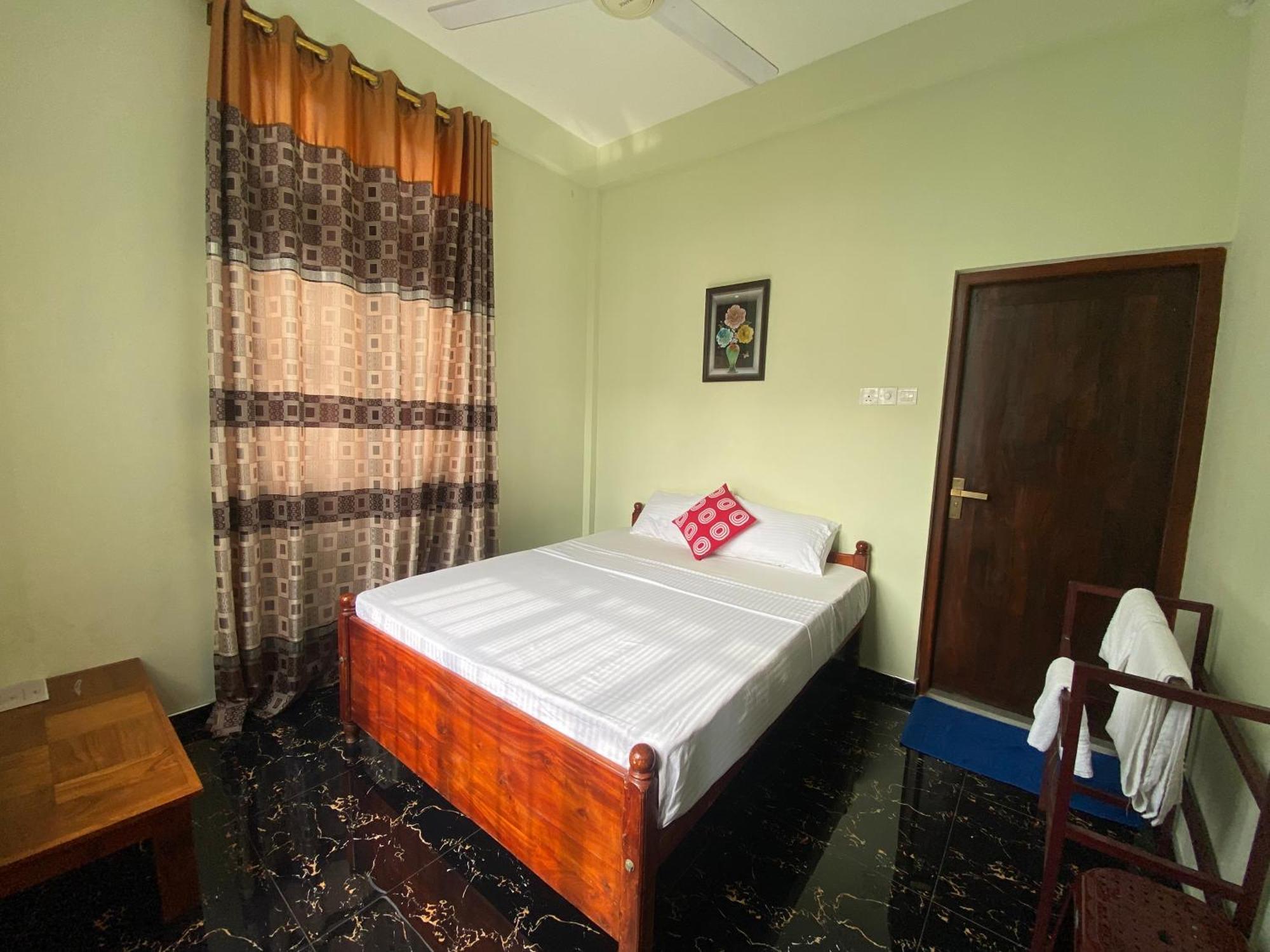 גאלה Nirosha Guest House מראה חיצוני תמונה